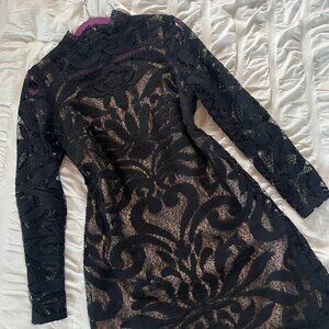 Adrianna Papell Black Lace Long Sleeve Cocktail Dress, Size 8.